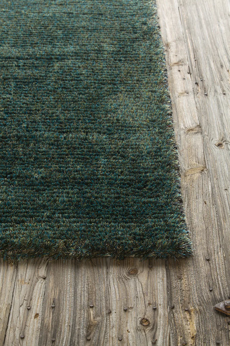 Chandra Royal ROY-15103 Blue and Green rug, corner detail