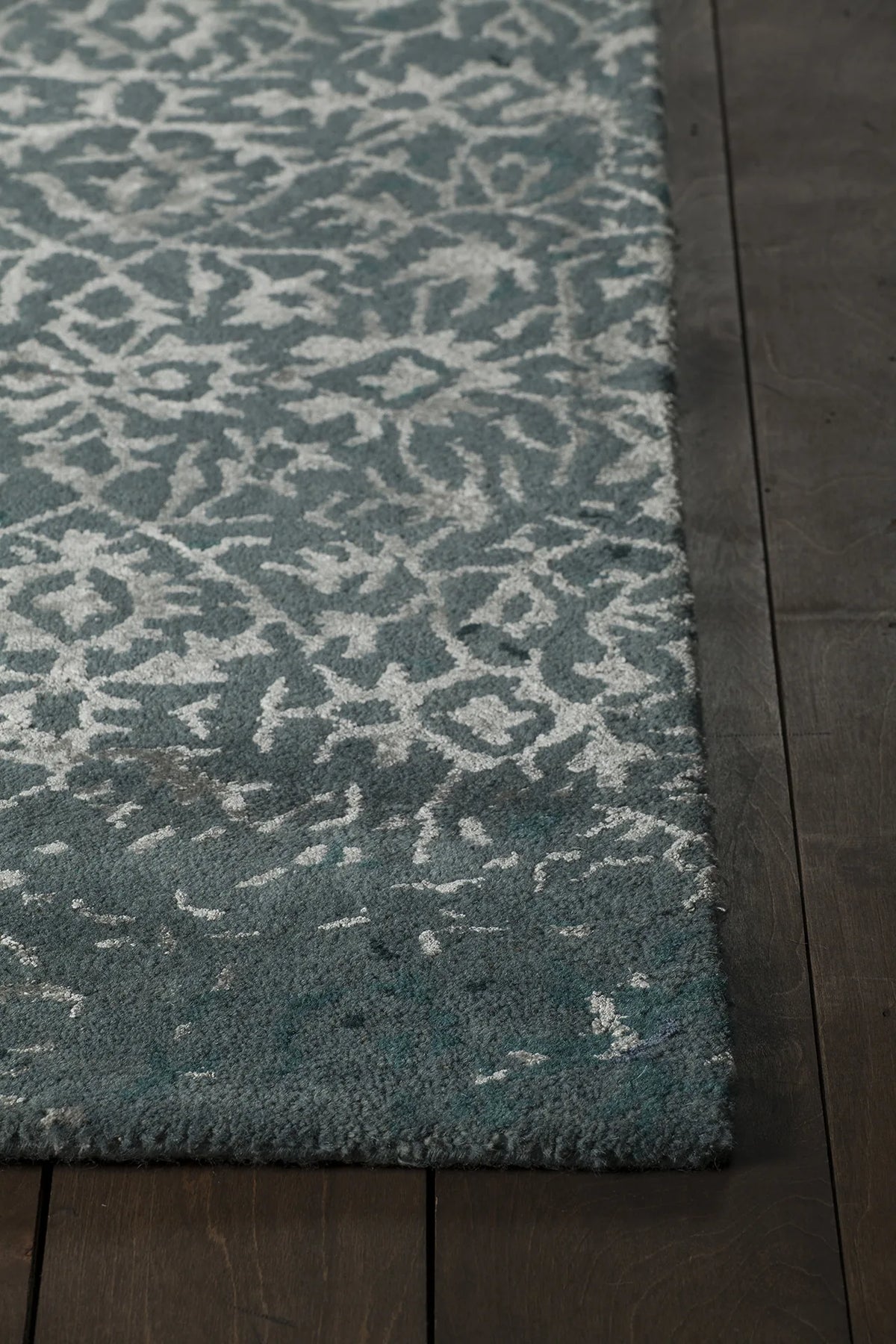 Chandra Rupec RUP-39603 Blue rug, corner detail