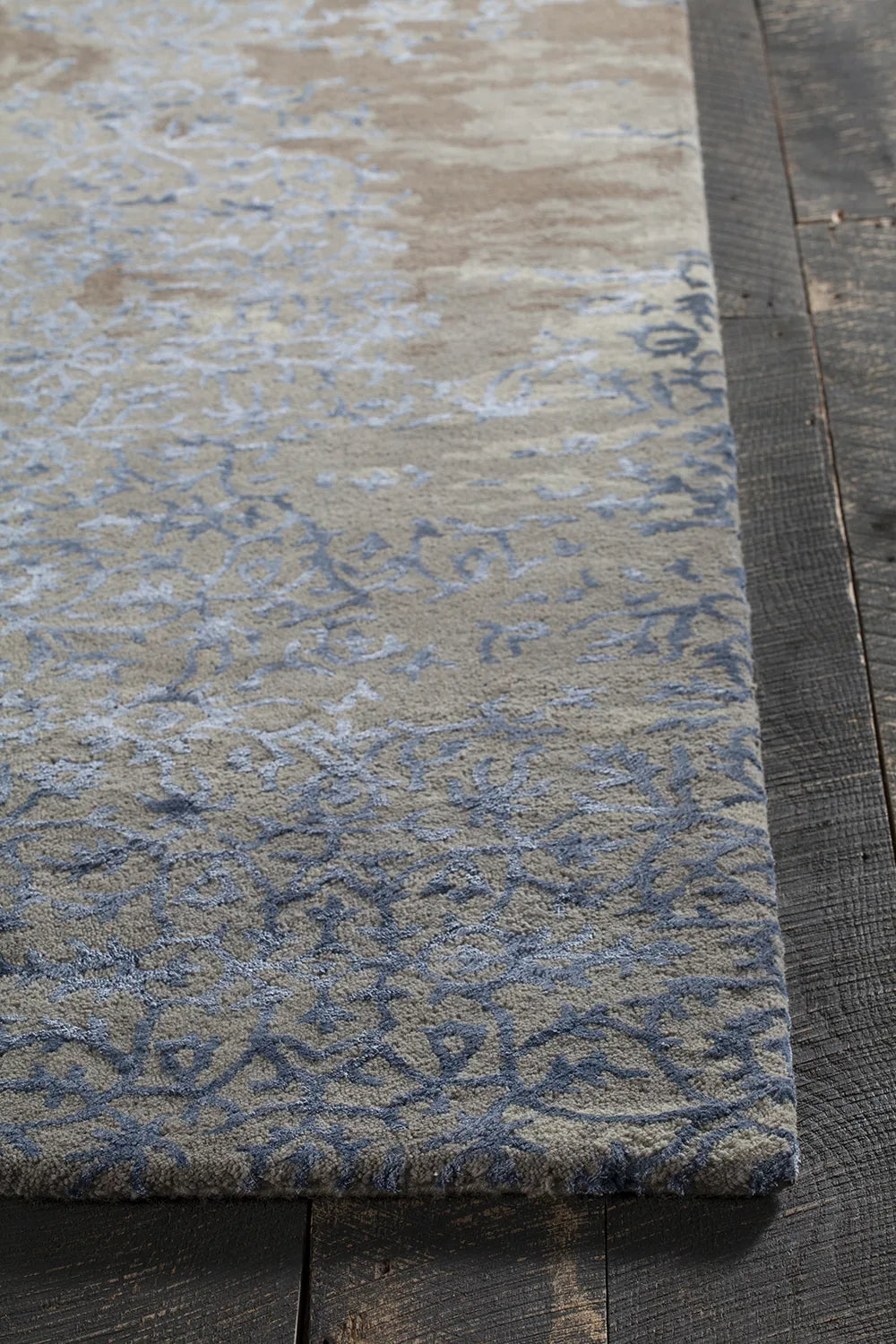 Chandra Rupec RUP-39626 Grey and Blue and Brown rug, corner detail