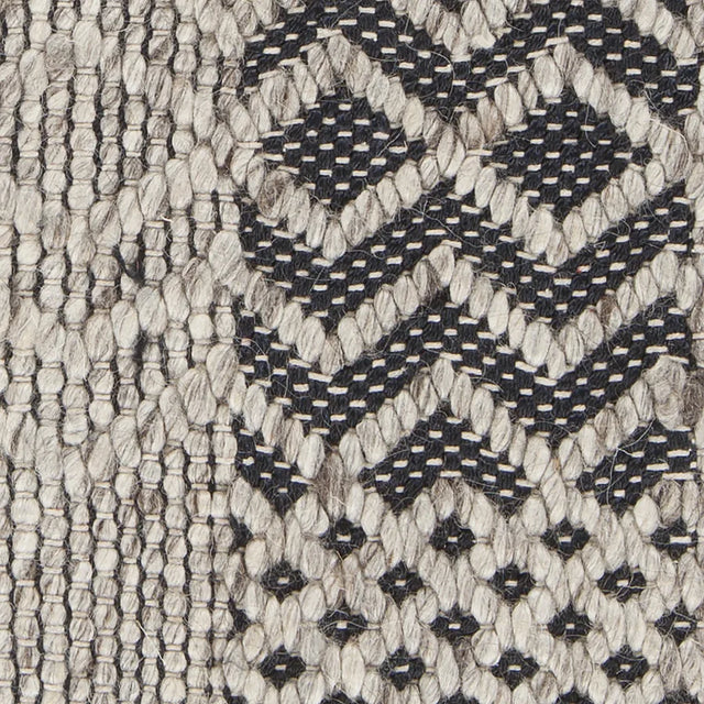 Chandra Salona SAL-34503 Black and Natural rug, texture close-up