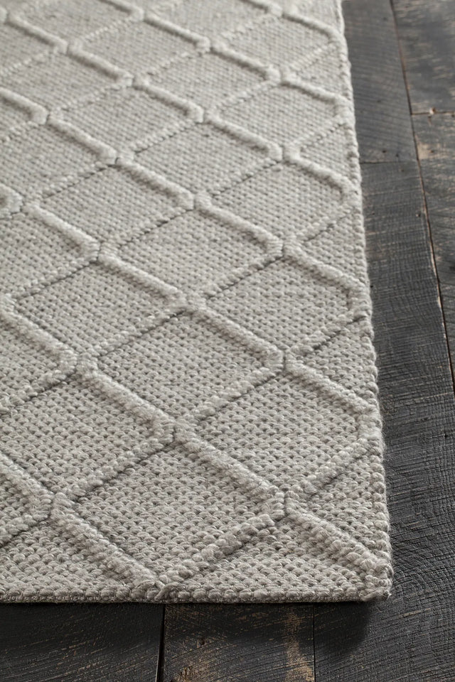 Chandra Sujan SUJ-34703 Grey rug, corner detail