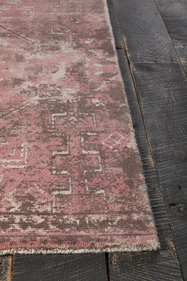 Chandra Tayla TAY-42401 Pink and brown and white rug, corner detail