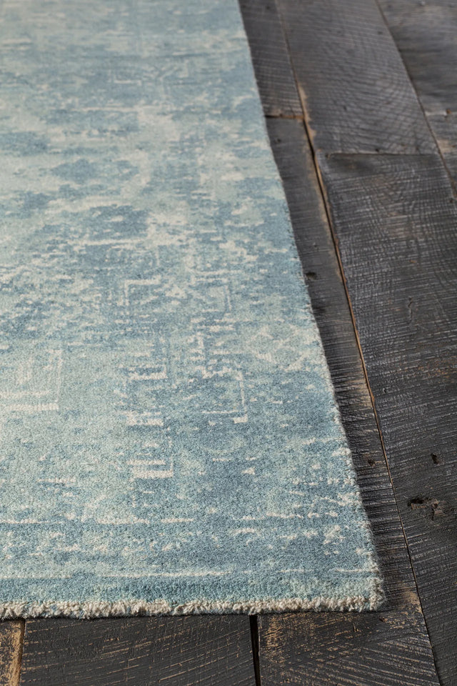 Chandra Tayla TAY-42403 Blue and White rug, corner detail