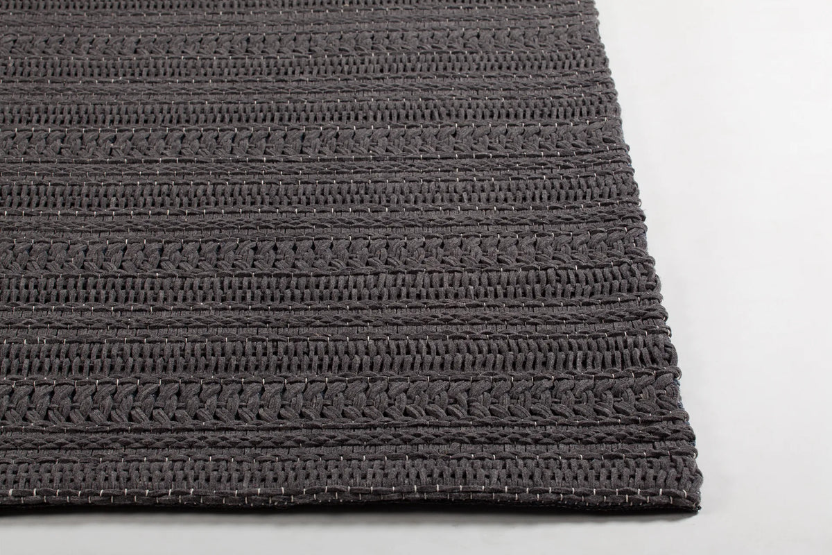 Chandra Tia TIA-48100 Charcoal rug, corner detail