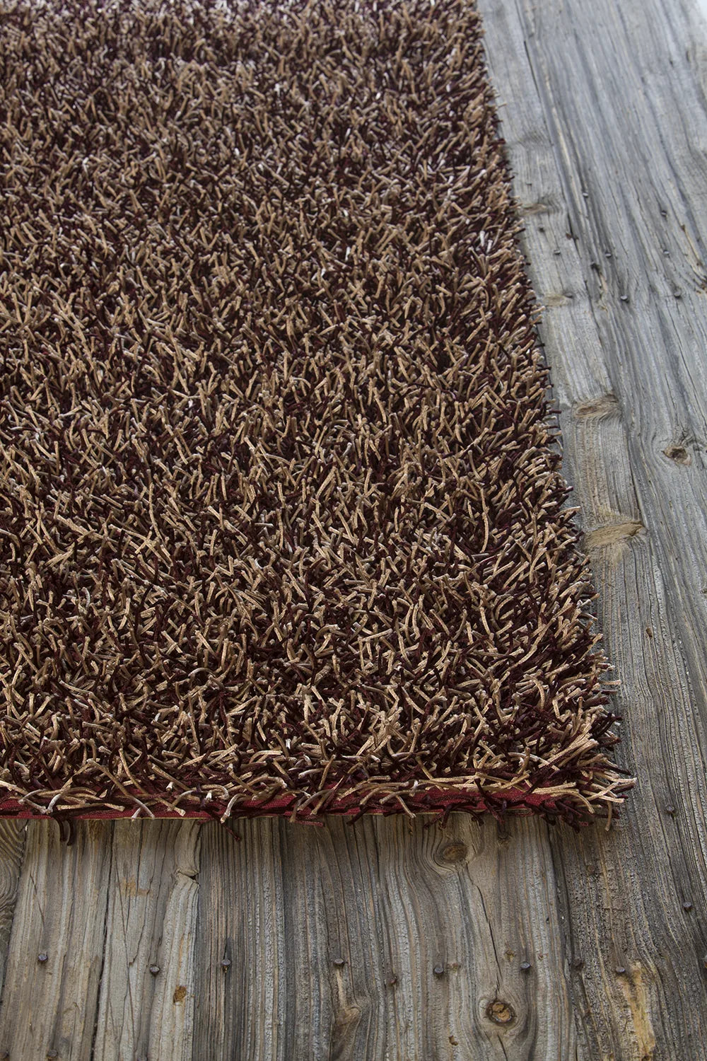 Chandra Zara ZAR-14509 Plum and Cream rug, corner detail