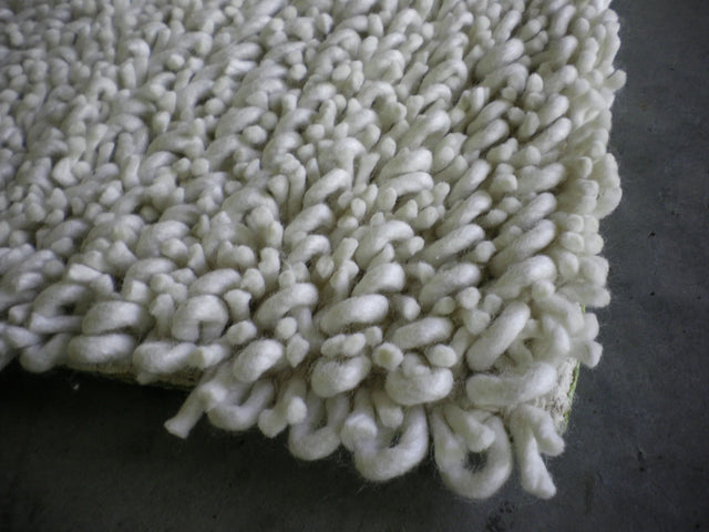 Chandra Zeal ZEA-20600 White rug, corner detail