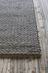 Chandra Zensar ZEN-10001 Grey rug, corner detail
