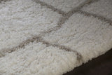 Chandra Zoya ZOY-45800 White and Silver rug, side detail view