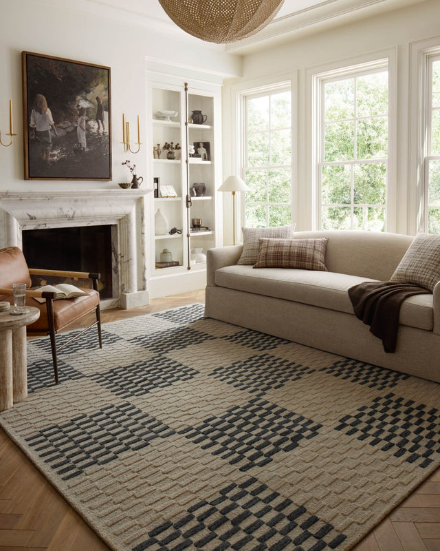 Chris Loves Julia x Loloi Bradley Brl-01 Beige/Midnight Rug.