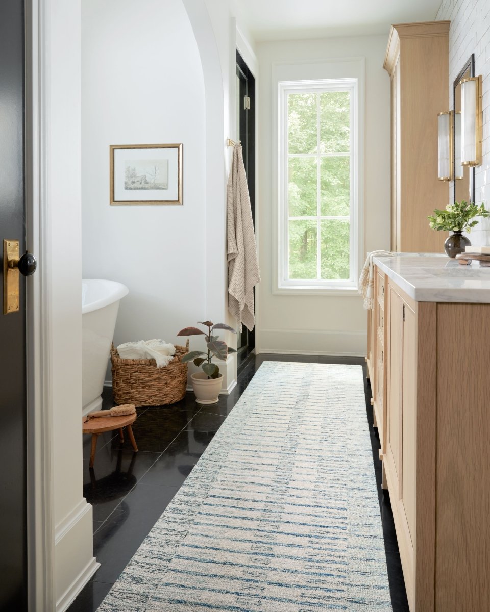 Chris Loves Julia x Loloi Chris Chr-01 Ivory/Denim Rug.