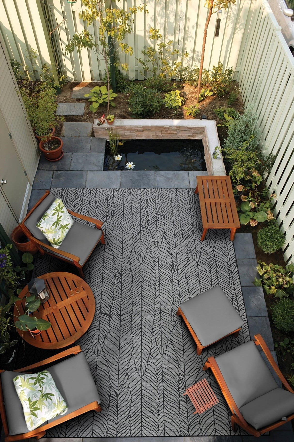 Couristan Dolce Majorelle 7503/0575 Silver - Black Rug - Couristan - 75030575040510t