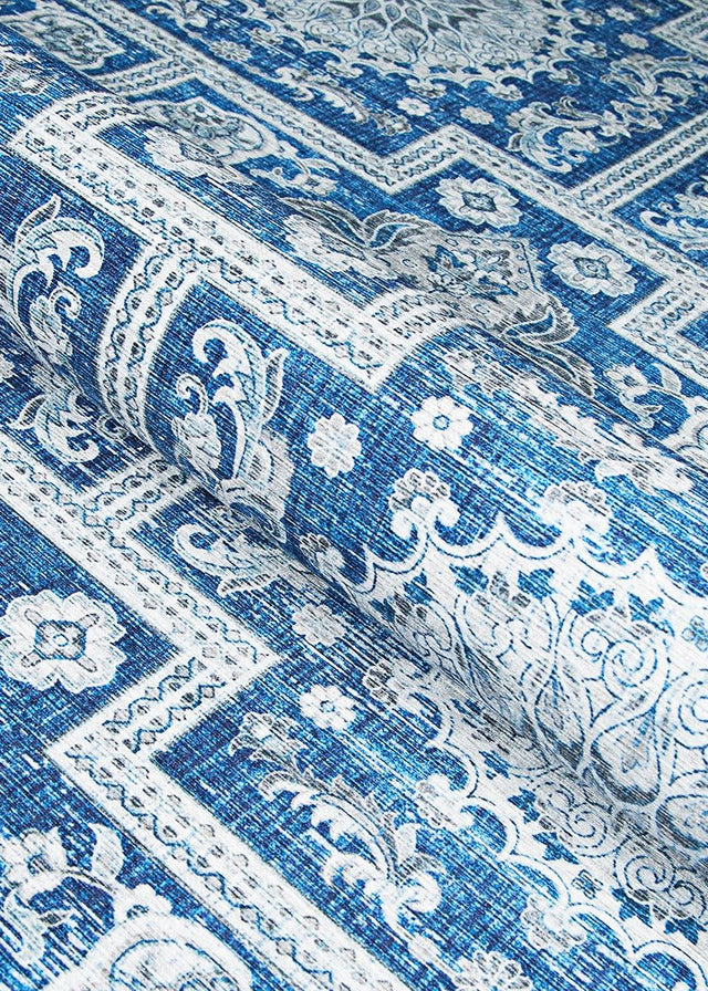 Couristan Pasha Sari 5077/0177 Sapphire Rugs.