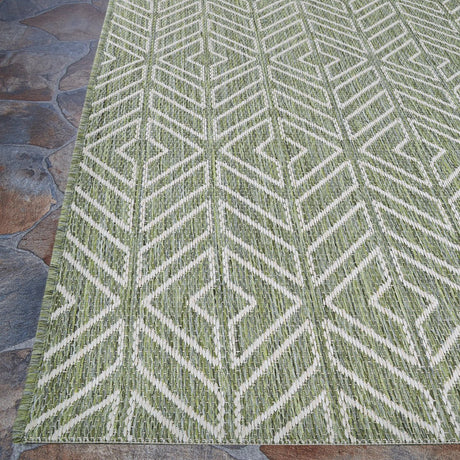 Couristan Recife Cabana Tile 1318/4412 Sage Leaf/Ivory Rug.