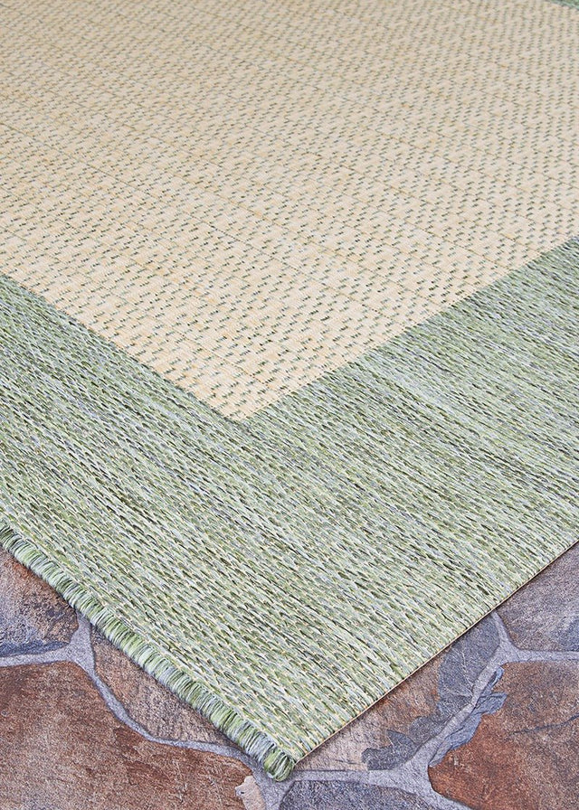 Couristan Recife Checkered Field 1005/5005 Natural / Green Rugs.