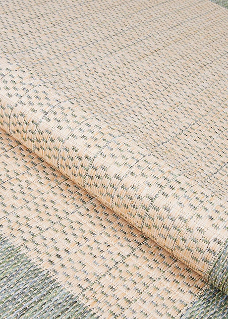 Couristan Recife Checkered Field 1005/5005 Natural / Green Rugs.