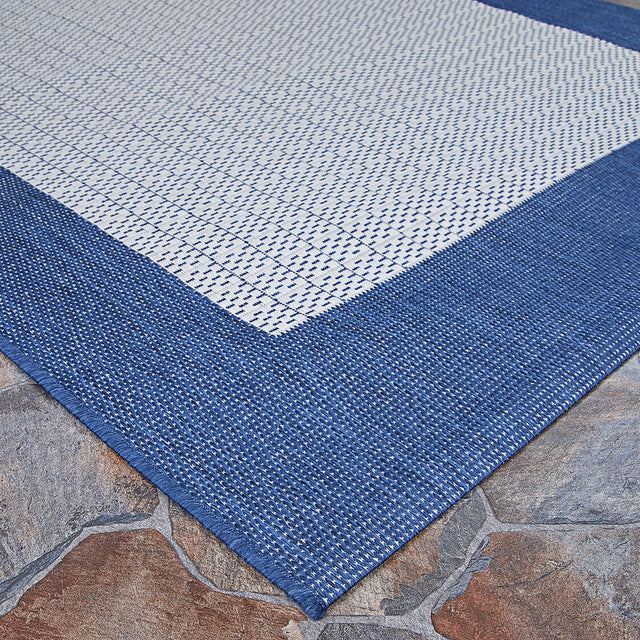 Couristan Recife Checkered Field 1005/6500 Ivory / Indigo Rugs.