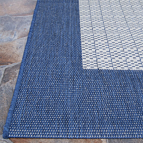 Couristan Recife Checkered Field 1005/6500 Ivory / Indigo Rugs.