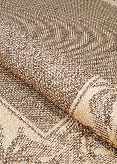 Couristan Recife Island Retreat 1222/0722 Beige / Natural Rugs.