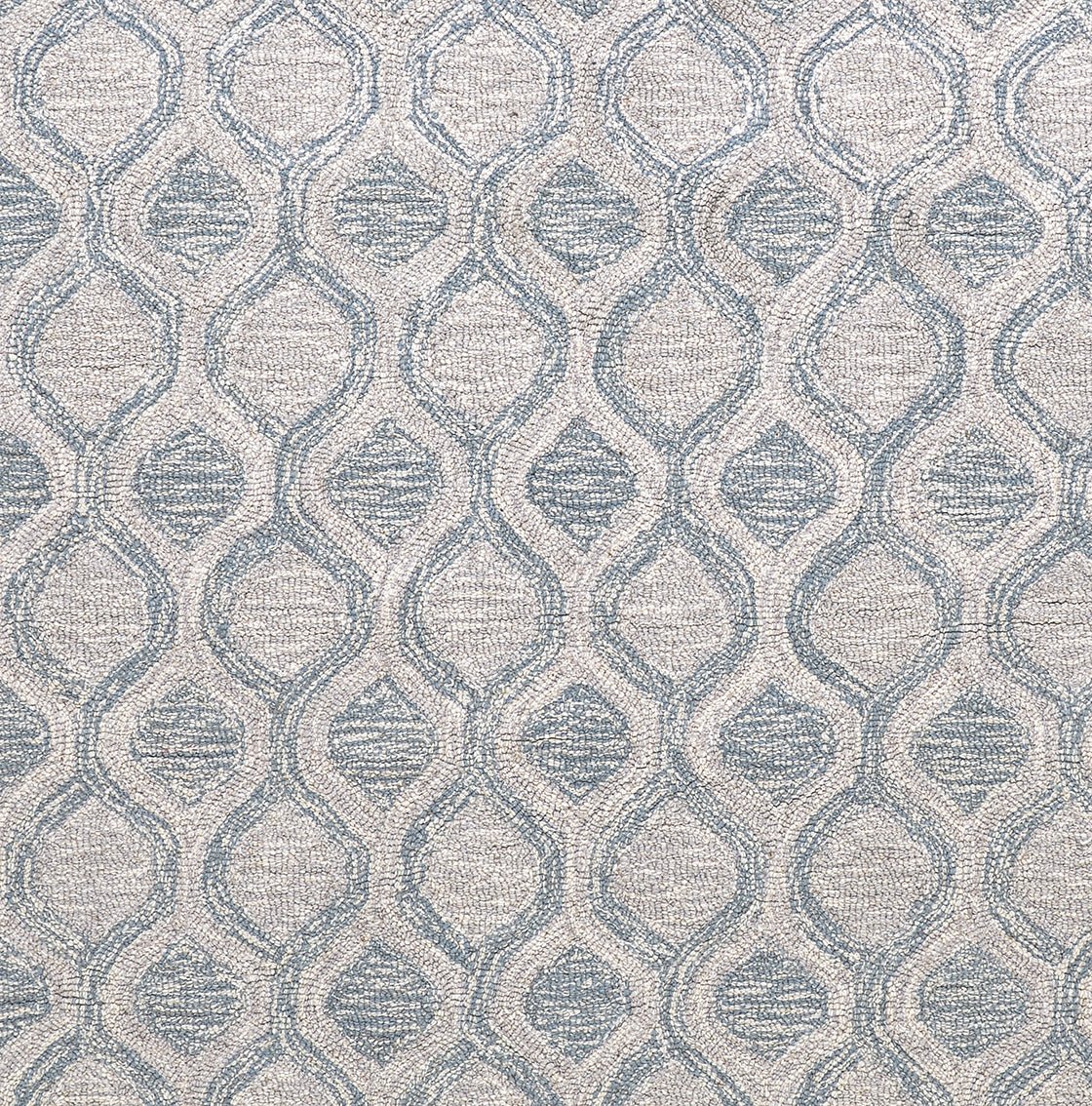 Couristan Silverthorne Mosaic 5102/0001 Cornflower Rug.