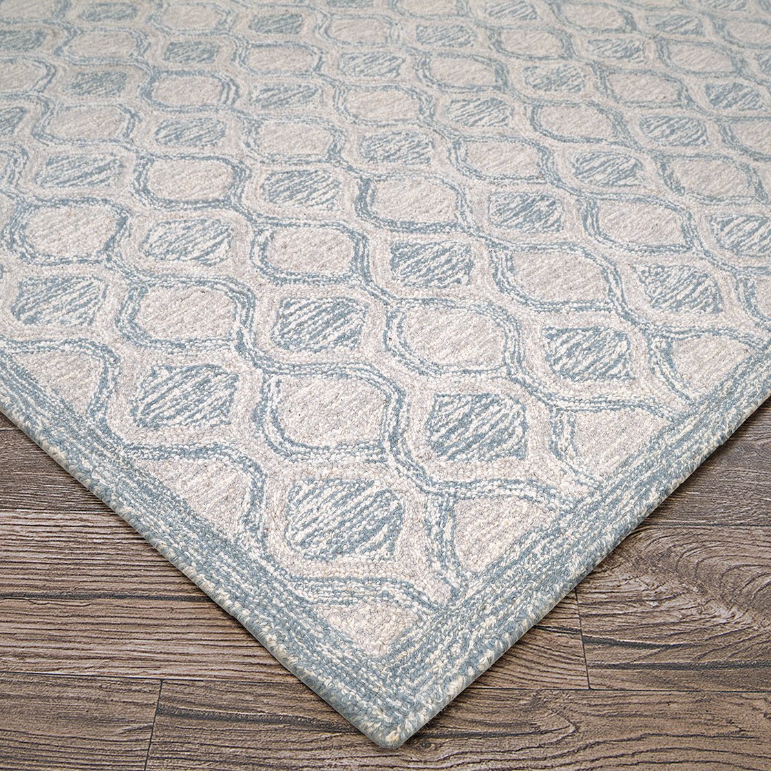 Couristan Silverthorne Mosaic 5102/0001 Cornflower Rug.