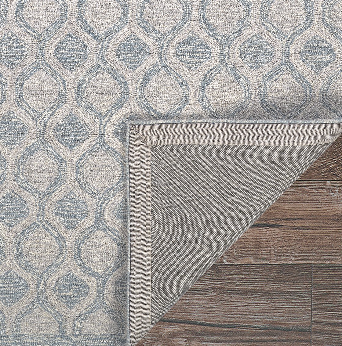 Couristan Silverthorne Mosaic 5102/0001 Cornflower Rug.