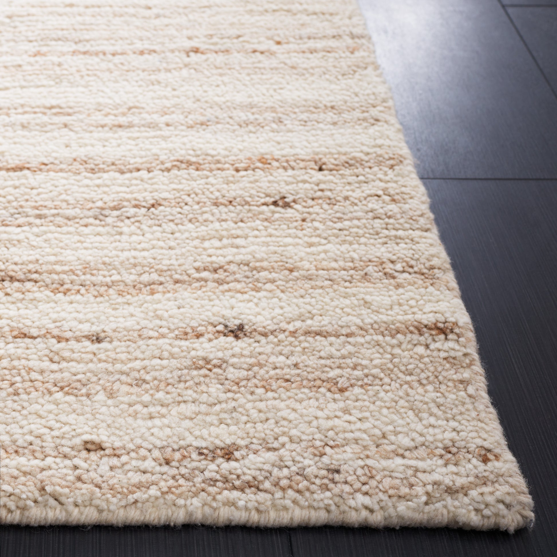 Safavieh Casablanca Csb792B Beige/Ivory Area Rug