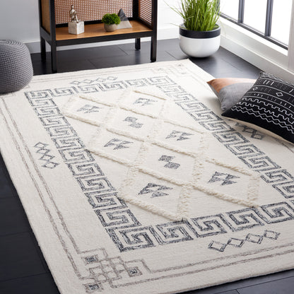 Safavieh Casablanca Csb989A Ivory/Black Area Rug