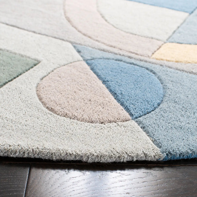 Safavieh Rodeo Drive 5'-9" x 5'-9" Rug in Blue / Multi
