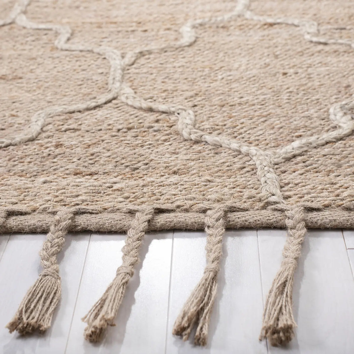 Safavieh Natural Fiber 4'-0" x 6'-0" Rug in Natural