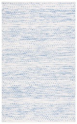 Safavieh Kilim 4'-0" x 6'-0" Rug in Ivory / Blue
