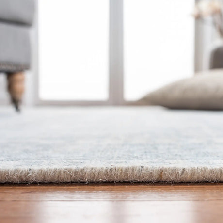 Safavieh Restoration Vintage 5'-0" x 8'-0" Rug in Grey / Light Blue