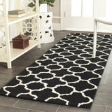 Safavieh Cambridge 2'-6" x 10'-0" Rug in Black / Ivory