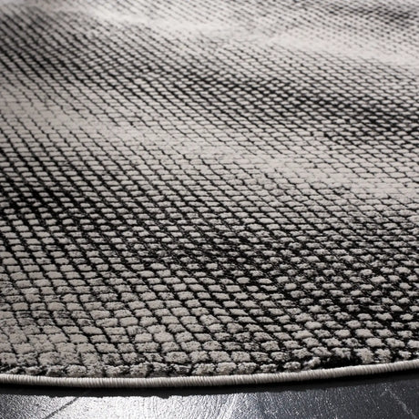 Safavieh Lurex 100 5'-0" x 5'-0" Rug in Black / Ivory
