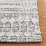 Safavieh Marbella 4'-0" x 6'-0" Rug in Grey / Ivory