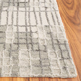 Safavieh Abstract 4'-0" x 6'-0" Rug in Ivory / Dark Grey