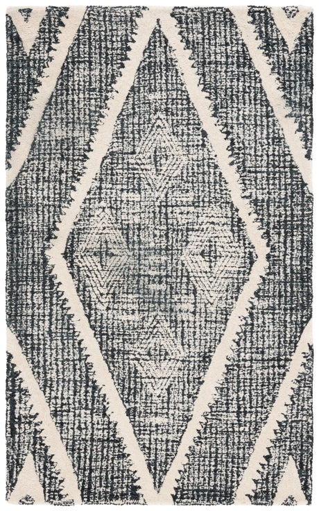 Safavieh Metro 3'-0" x 5'-0" Rug in Black / Ivory