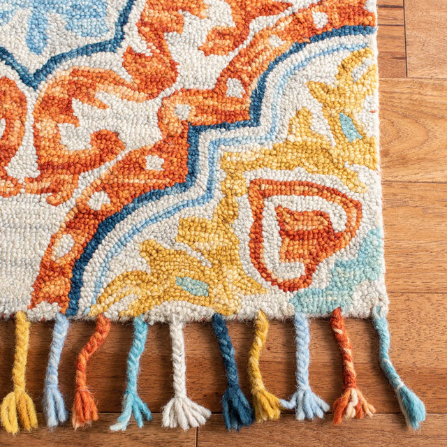 Safavieh Aspen 4'-0" x 6'-0" Rug in Beige / Rust