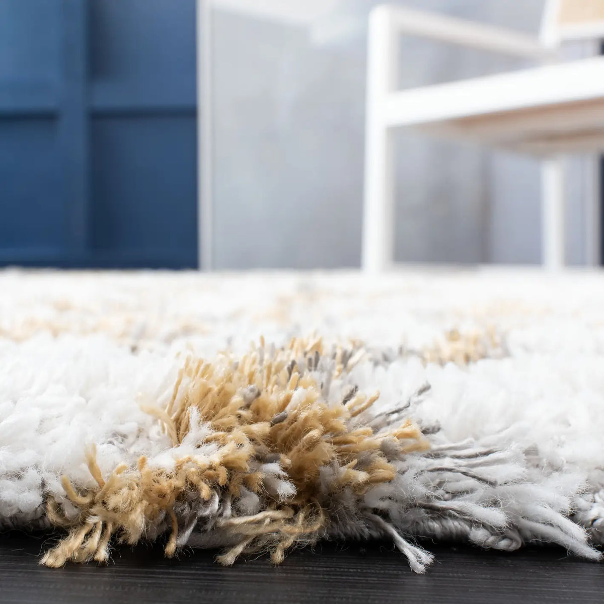 Safavieh Horizon Shag 800 4'-0" x 6'-0" Rug in Ivory / Gold