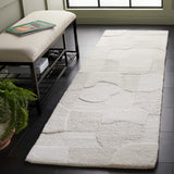 Safavieh Manhattan 2'-3" x 8'-0" Rug in Ivory / Beige
