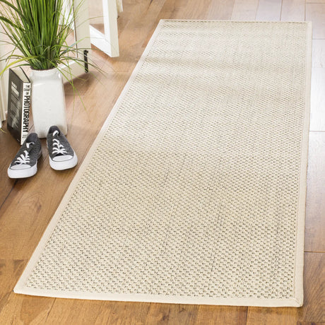 Safavieh Natural Fiber 2'-6" x 10'-0" Rug in Black / Ivory