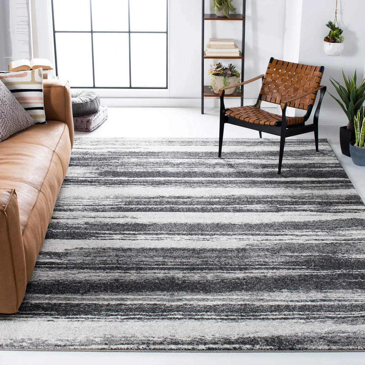 Safavieh Retro 10'-0" x 14'-0" Rug in Dark Grey / Light Grey