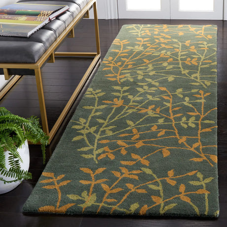 Safavieh Soho 2'-6" x 8'-0" Rug in Grey / Multi