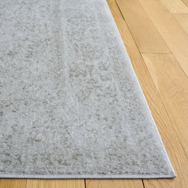 Safavieh Adirondack 5'-1" x 7'-6" Rug in Beige / Beige