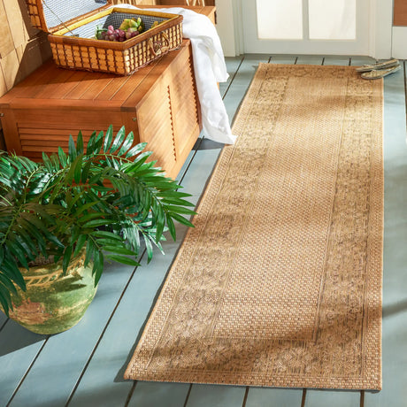 Safavieh Courtyard 2'-3" x 8'-0" Rug in Natural / Gold