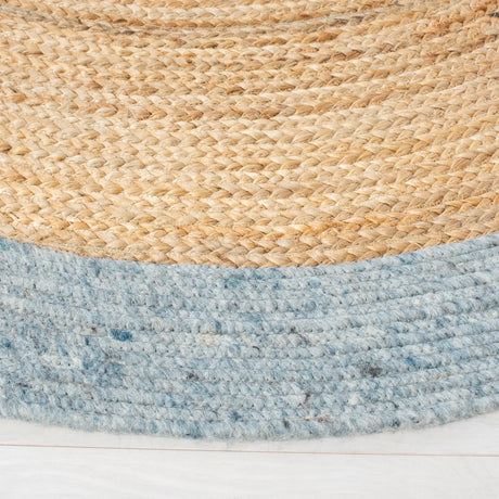 Safavieh Braided 5'-0" x 7'-0" Rug in Light Blue / Gold