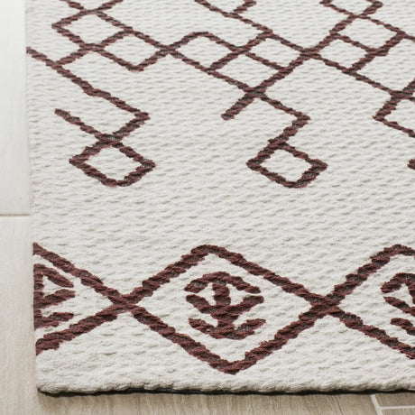Safavieh Cedar Brook 4'-0" x 6'-0" Rug in Ivory / Rust