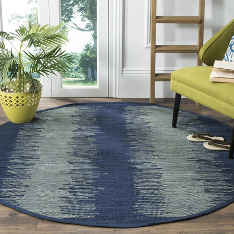 Safavieh Montauk 6'-0" x 6'-0" Rug in Navy