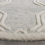 Safavieh Cambridge 6'-0" x 6'-0" Rug in Light Grey / Ivory