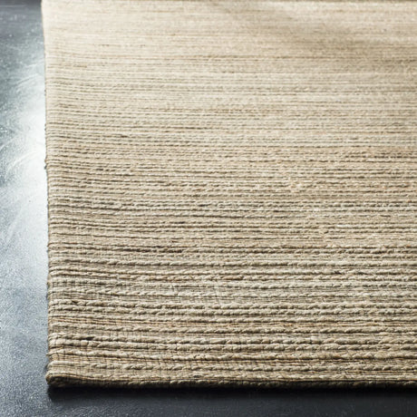 Safavieh Cape Cod 4'-0" x 6'-0" Rug in Natural