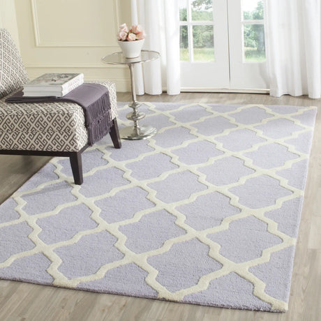 Safavieh Cambridge 5'-0" x 8'-0" Rug in Lavander / Ivory